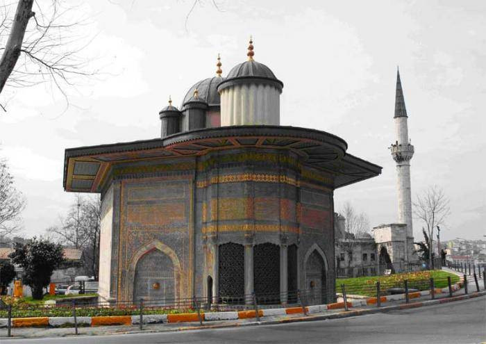 Binlerce İstanbullu her gün önünden geçiyor! İşte Saliha Sultan Çeşmesi’nin ilginç hikayesi - Resim: 6